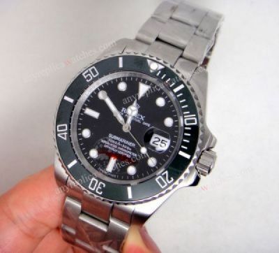 High Quality Replica Rolex Stainless Steel Submariner Green Ceramic Bezel Copy Watch